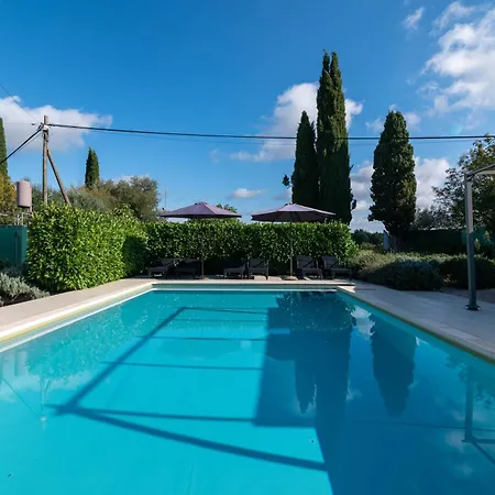 Family Friendly House With A Swimming Pool - 24903 Semesterbostad *
