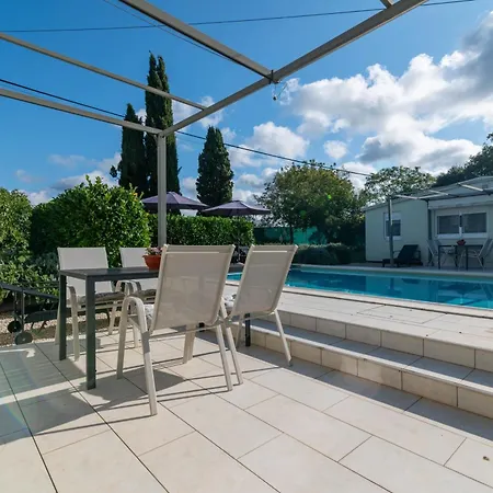 Family Friendly House With A Swimming Pool - 24903 * Rovinj