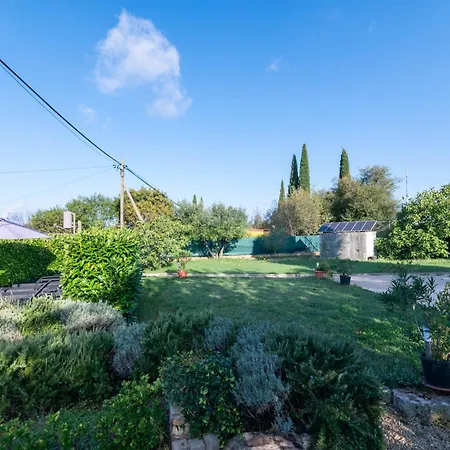 Family Friendly House With A Swimming Pool - 24903 *
